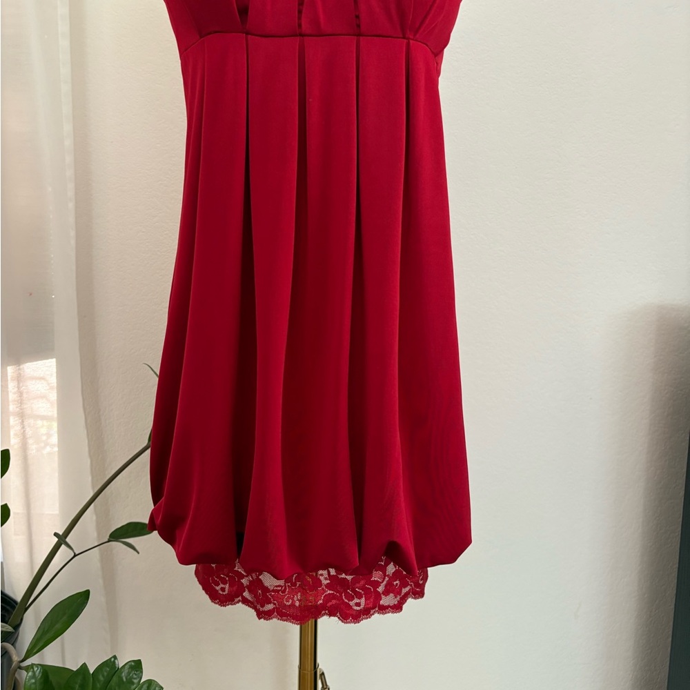 Mystic Vibrant Red Apparel